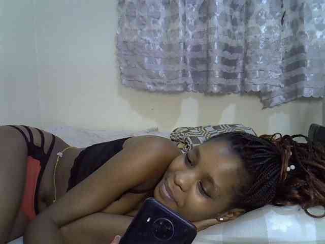 Ebonysly webcam