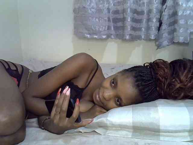 Ebonysly webcam