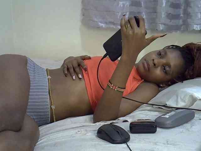 Ebonysly webcam