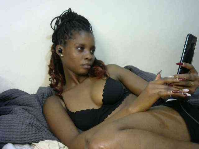 Ebonysly webcam