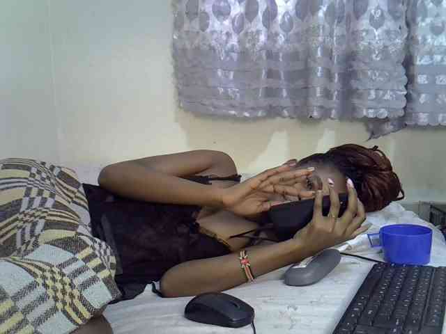 Ebonysly webcam
