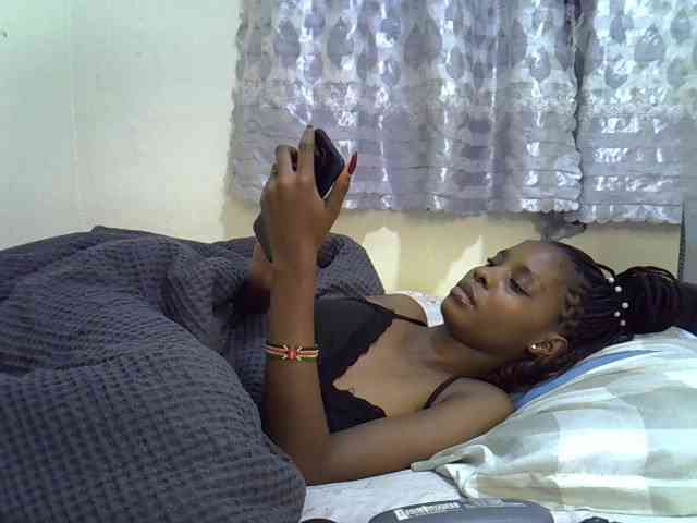 Ebonysly webcam
