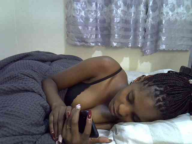 Ebonysly webcam