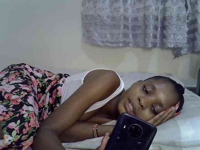 Ebonysly webcam