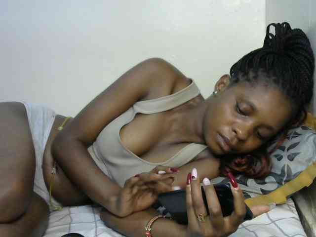 Ebonysly webcam