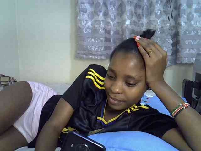 Ebonysly webcam