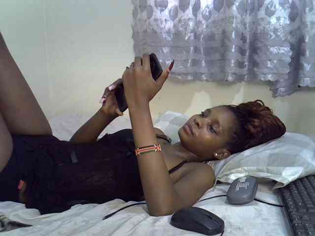 Ebonysly webcam