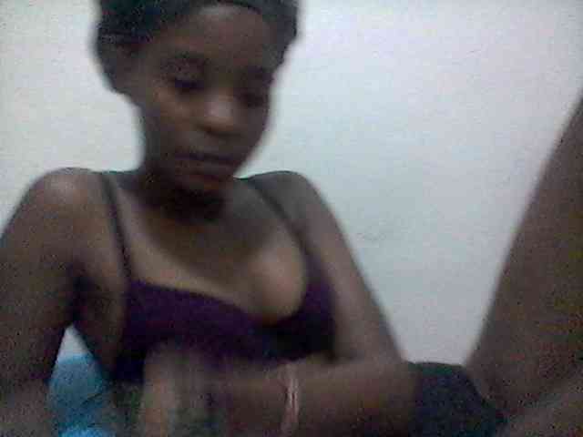 Model: Ebonysly