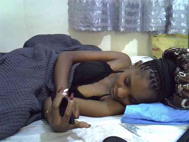 Ebonysly Ebonysly