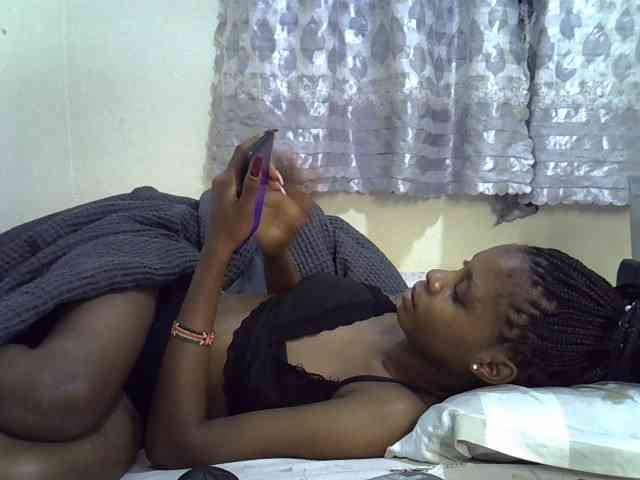 Ebonysly webcam