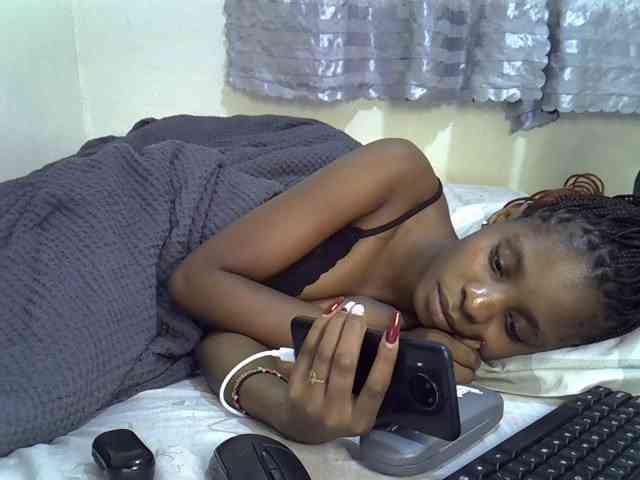 Ebonysly webcam