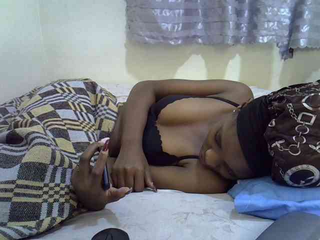 Ebonysly webcam