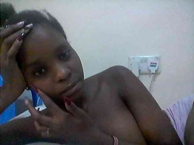 Ebonysly webcam