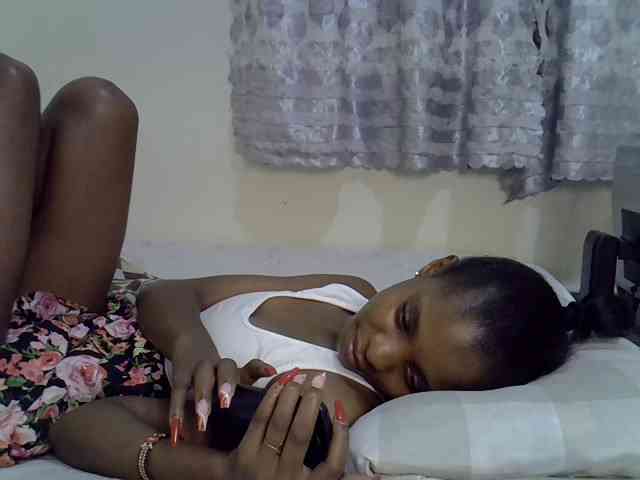 Ebonysly webcam