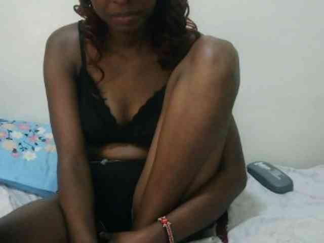 Model: Ebonysly