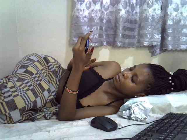 Ebonysly Ebonysly