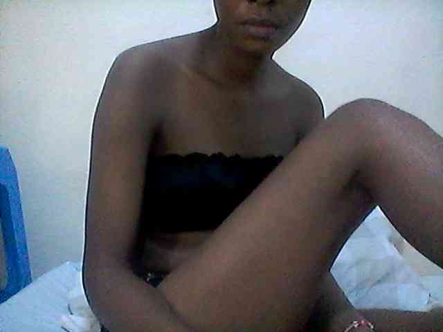 Ebonysly webcam