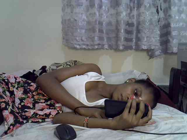 Ebonysly webcam