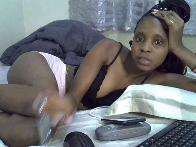Ebonysly webcam