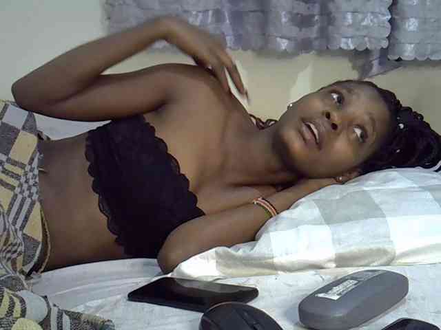 Ebonysly - Girl 