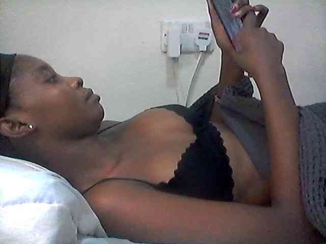Ebonysly webcam