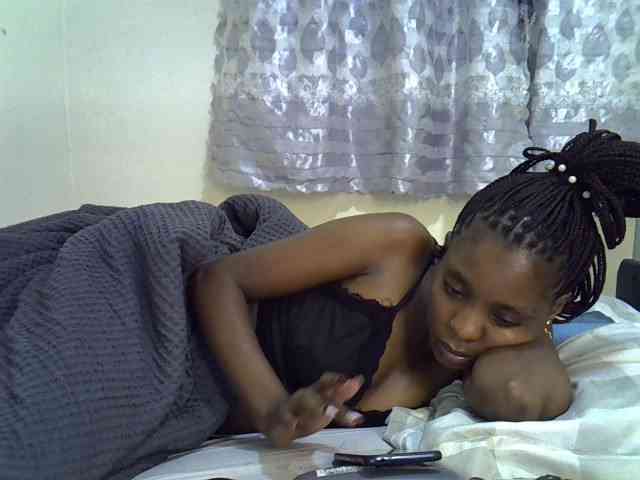Ebonysly webcam