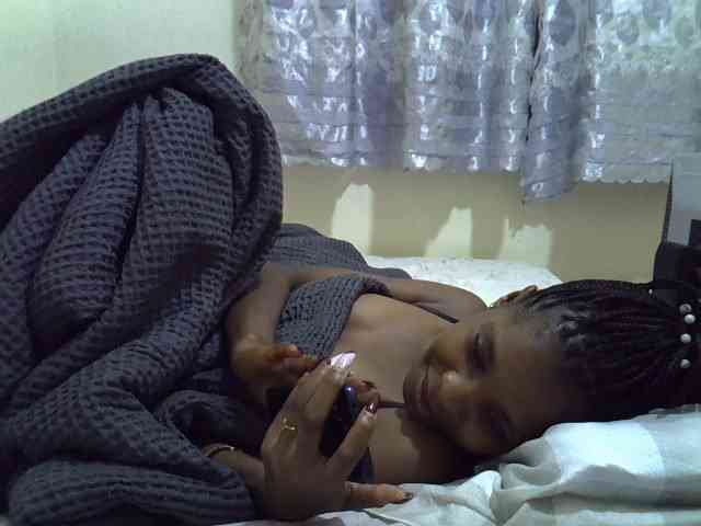 Ebonysly webcam