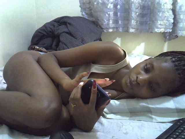 Ebonysly webcam