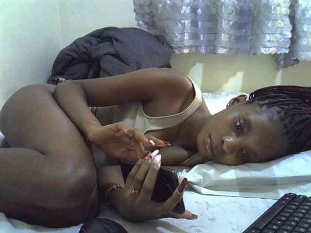 Ebonysly webcam