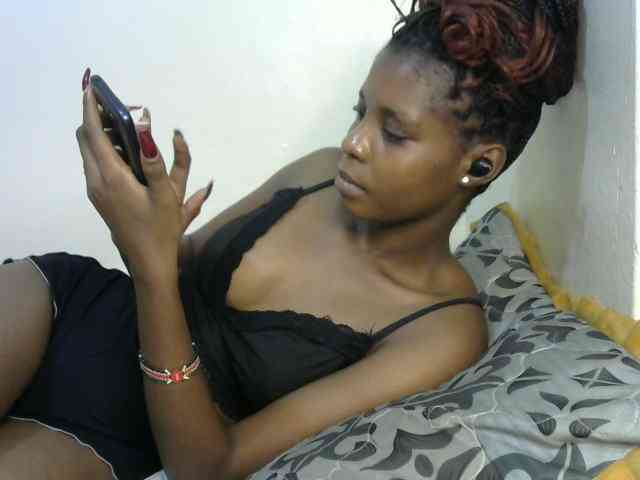 Ebonysly webcam
