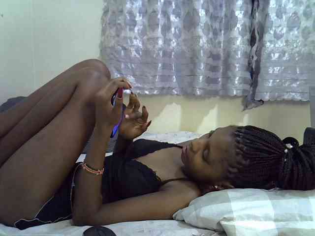 Ebonysly webcam