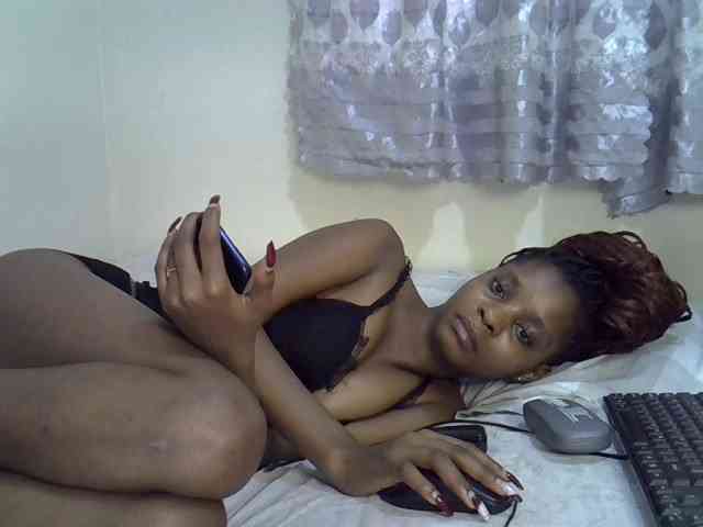 Ebonysly webcam