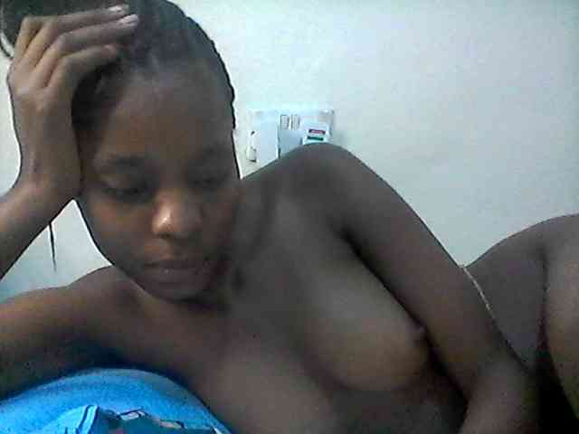 Model: Ebonysly