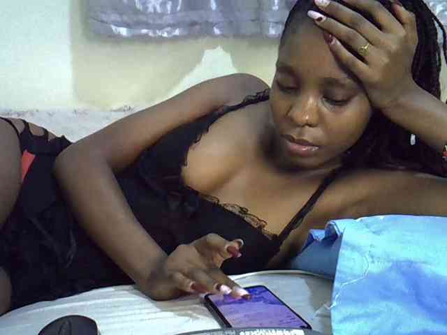Ebonysly webcam