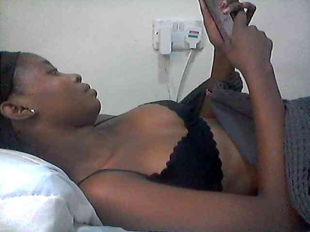 Ebonysly webcam
