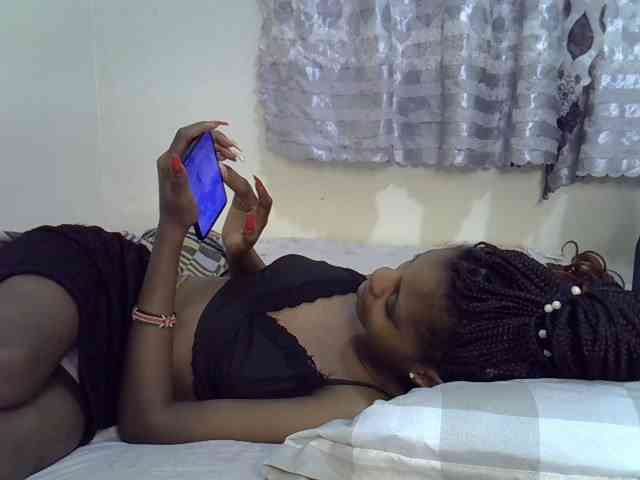 Ebonysly webcam