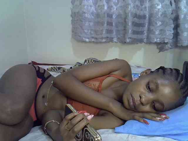 Ebonysly webcam