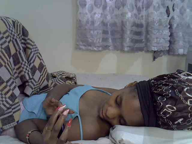 Ebonysly webcam