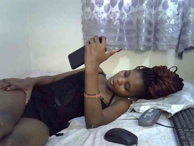 Ebonysly webcam