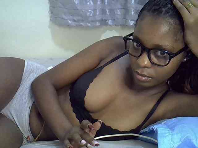 Ebonysly webcam