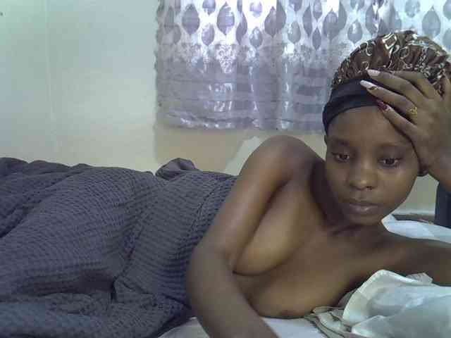 Ebonysly webcam