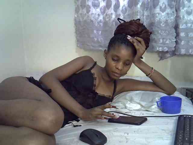 Ebonysly webcam
