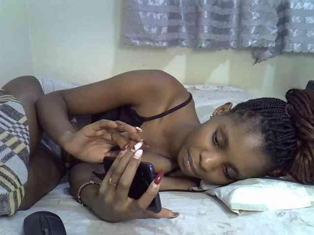 Ebonysly Ebonysly