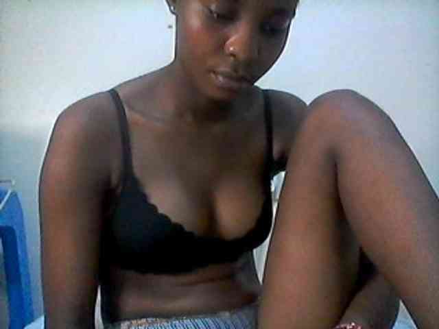 Ebonysly webcam