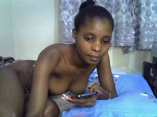 Ebonysly webcam