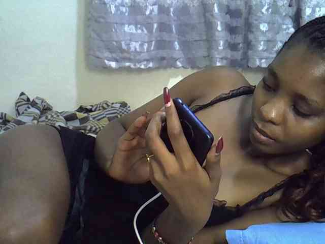 Ebonysly webcam