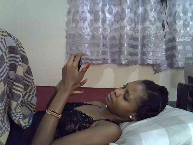 Ebonysly webcam