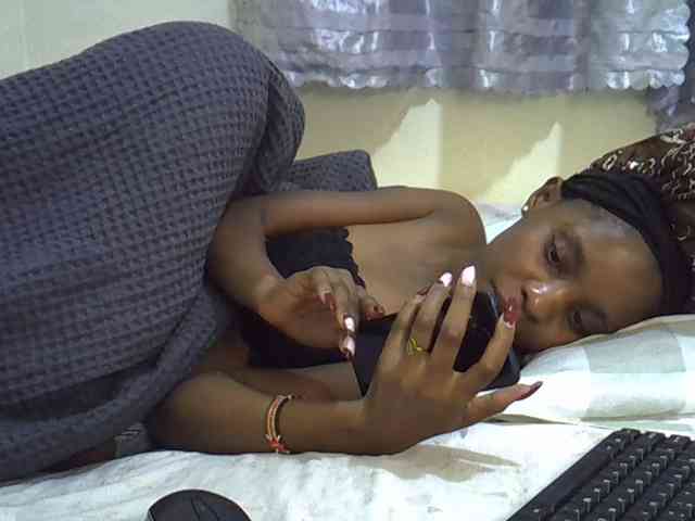Ebonysly webcam