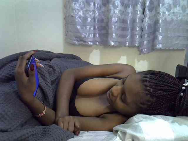Ebonysly webcam