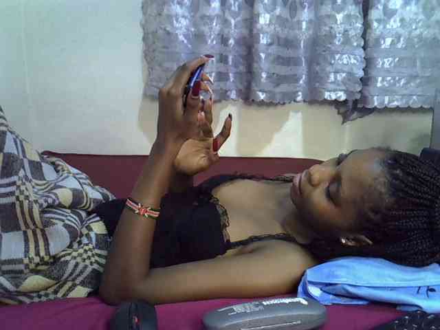 Ebonysly - Girl 